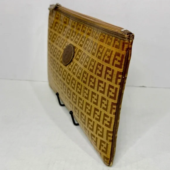 FENDI Zucca Monogram Large Clutch - Picture 5 of 12